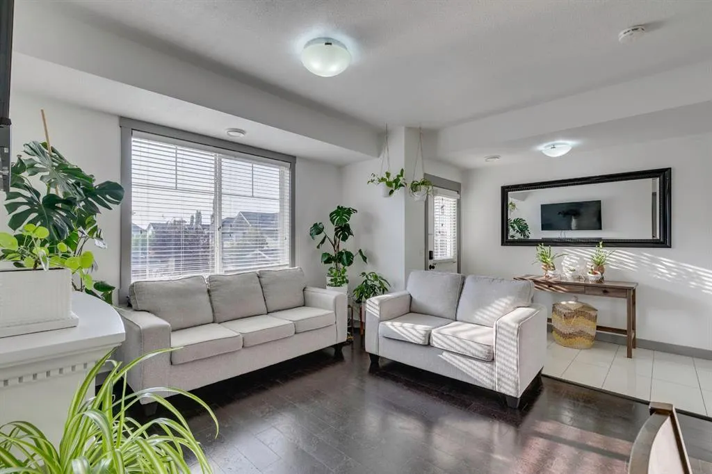 43 West Coach Manor SW, #2