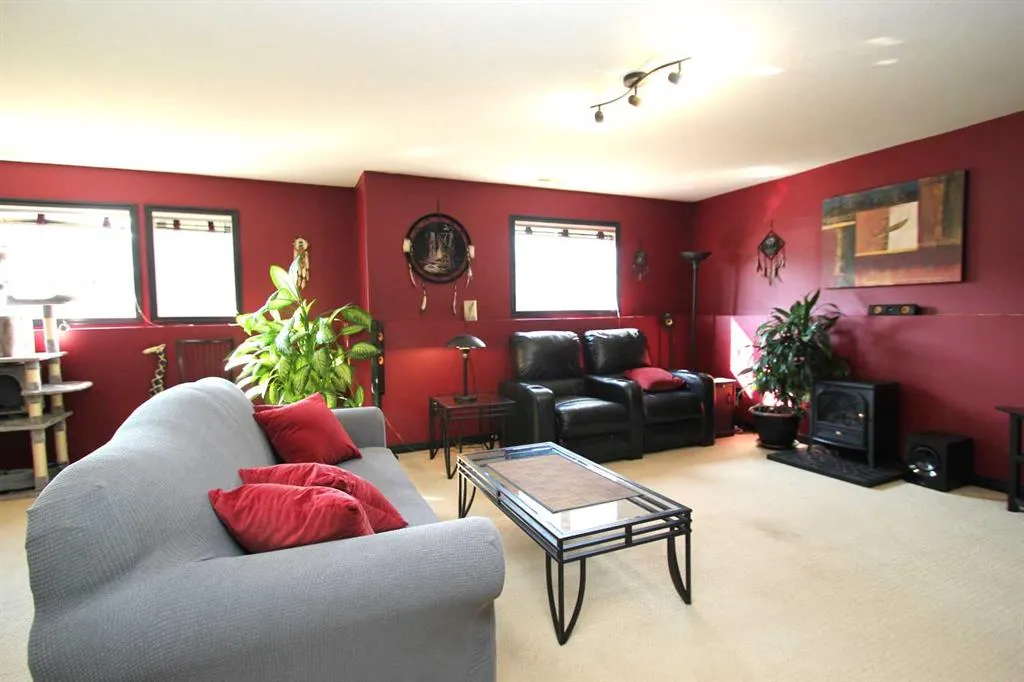 58 Kirkland Close