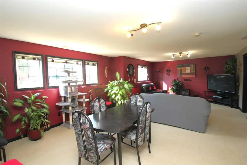 58 Kirkland Close