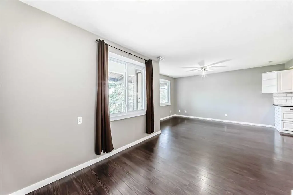 200 Brookpark Drive SW, #1221