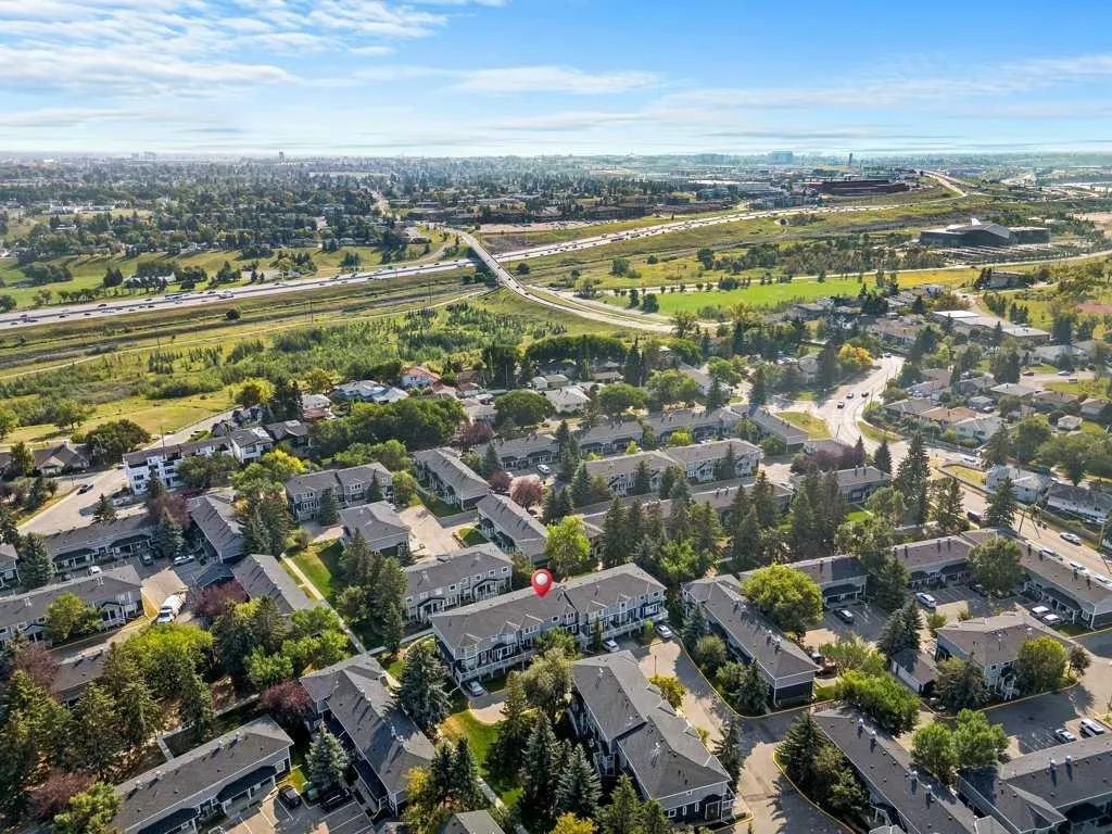 248 Regal Park NE