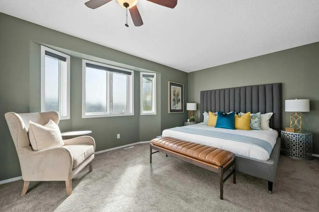 248 Regal Park NE