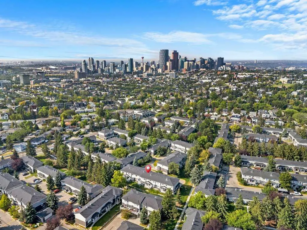 248 Regal Park NE