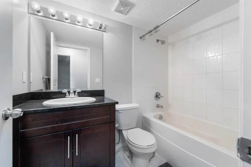 15 Saddlestone Way NE, #102