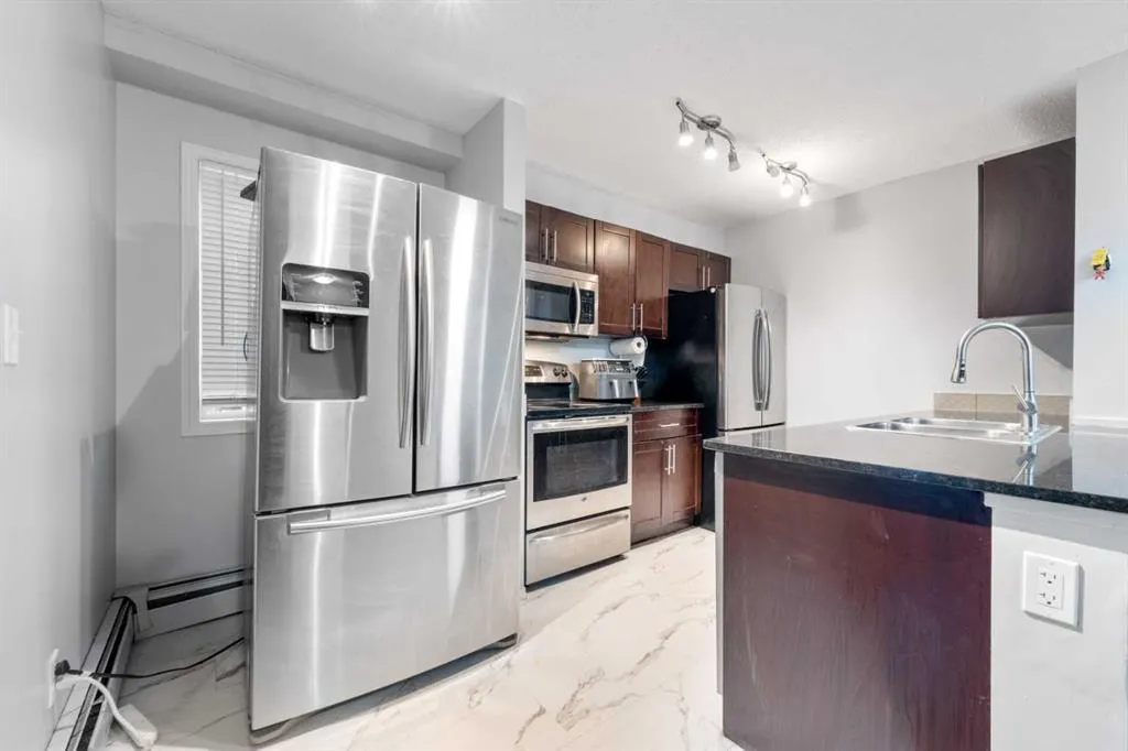 15 Saddlestone Way NE, #102