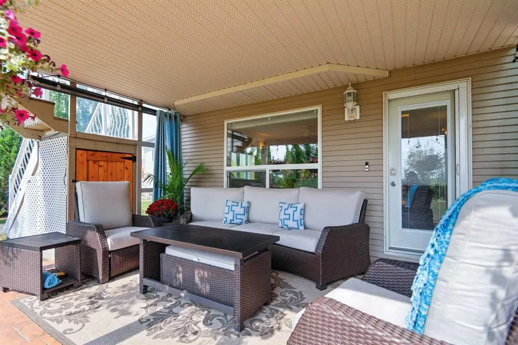 176 Daniel Crescent
