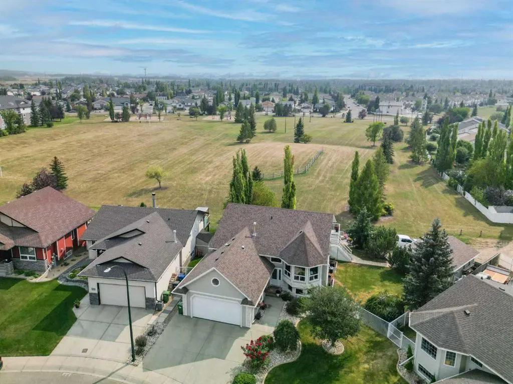 176 Daniel Crescent