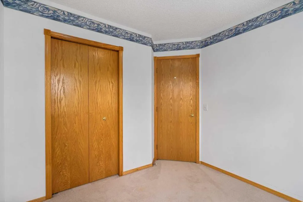 184 Harvest Gold Circle NE