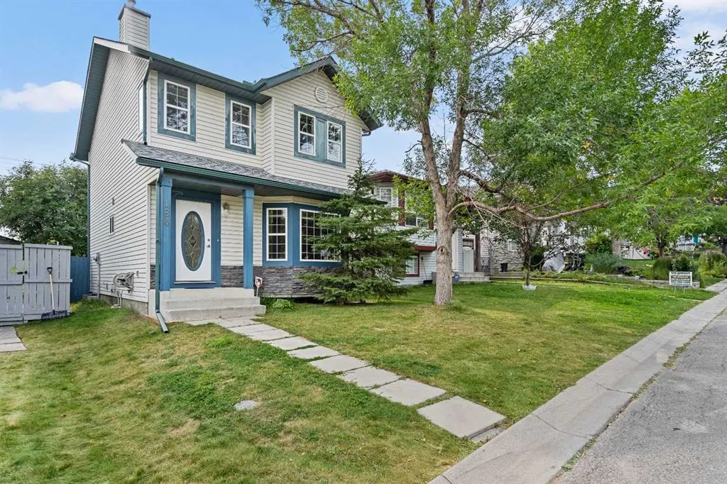 184 Harvest Gold Circle NE
