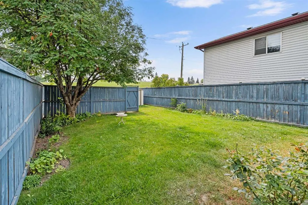 184 Harvest Gold Circle NE