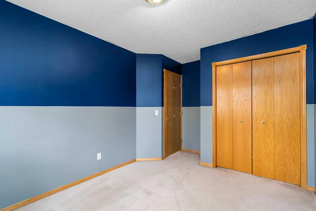 184 Harvest Gold Circle NE