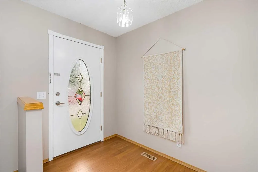 184 Harvest Gold Circle NE