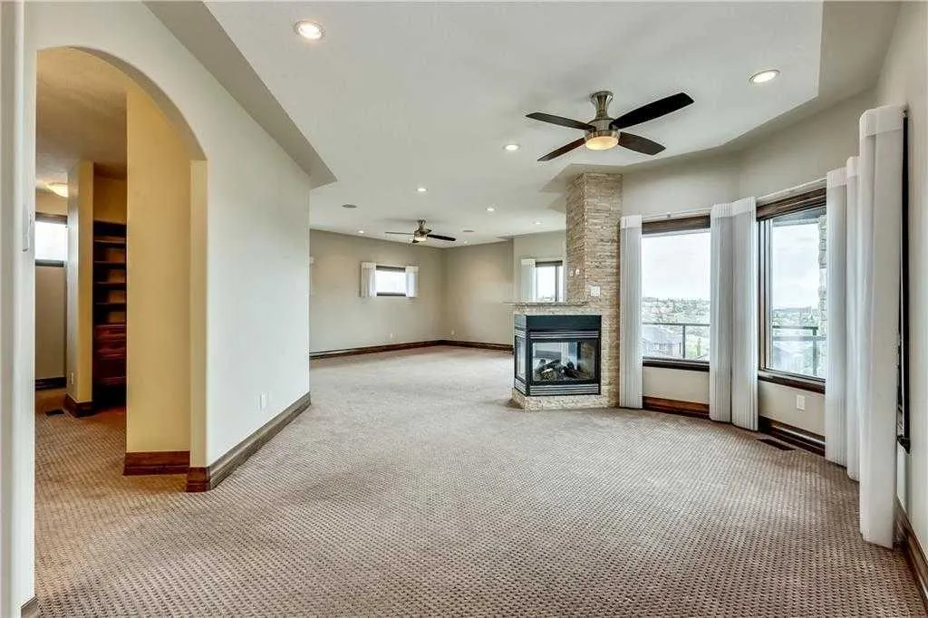 35 Elmont Drive SW