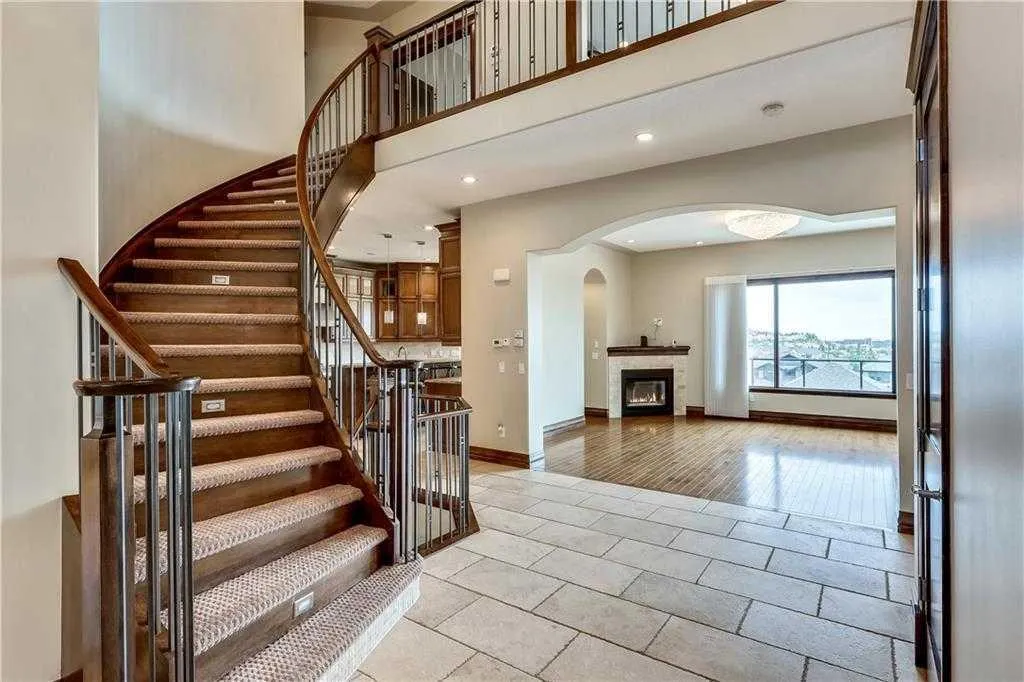 35 Elmont Drive SW