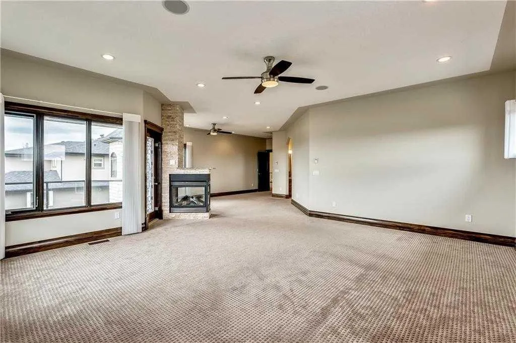 35 Elmont Drive SW