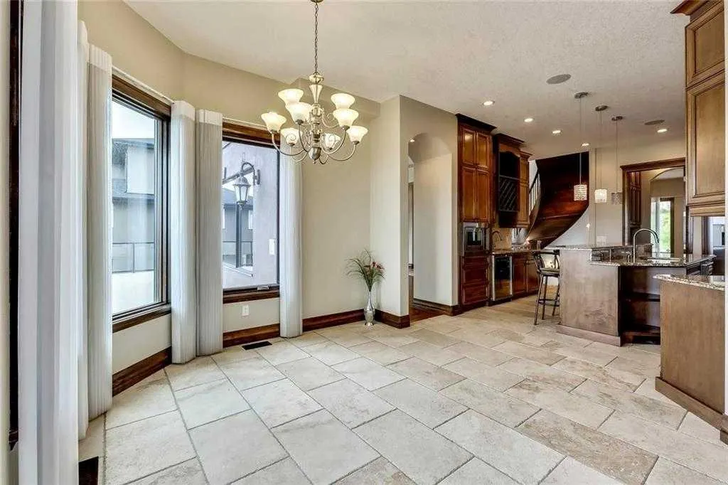 35 Elmont Drive SW