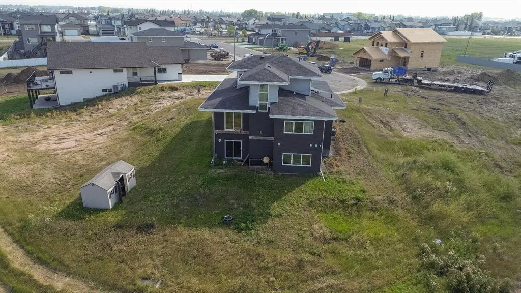 38 Vista Close