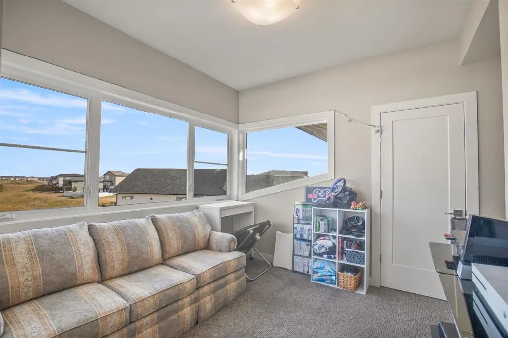 38 Vista Close