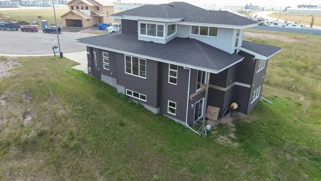 38 Vista Close