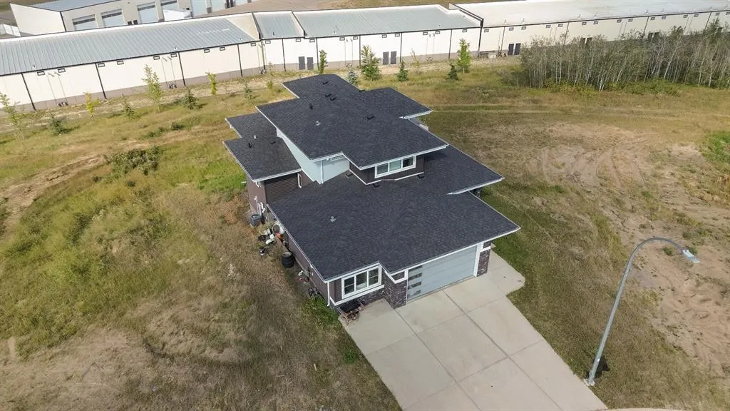 38 Vista Close