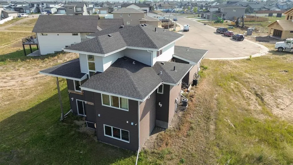 38 Vista Close