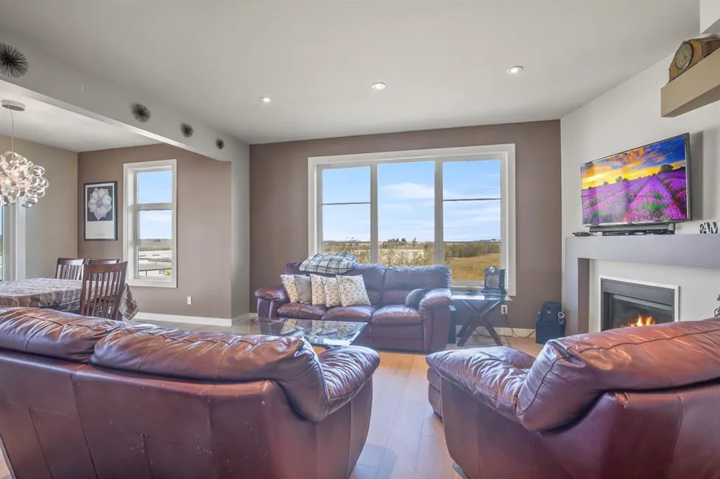 38 Vista Close