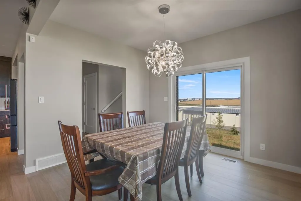 38 Vista Close