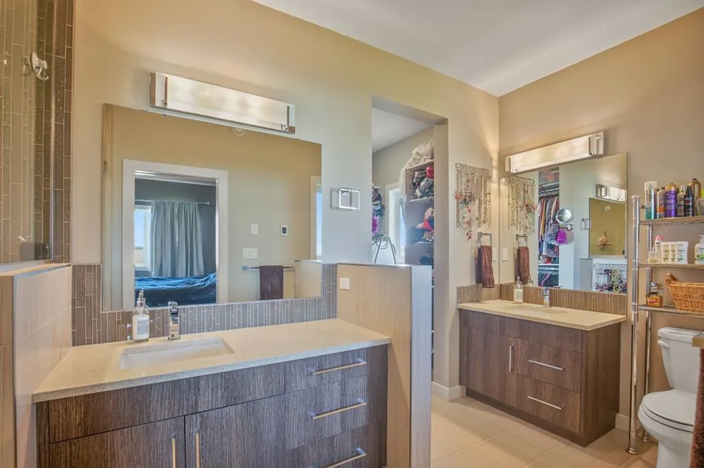 38 Vista Close