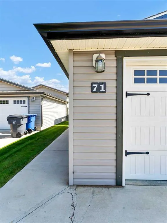 71 Timothy Way SE