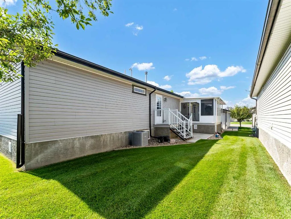 71 Timothy Way SE