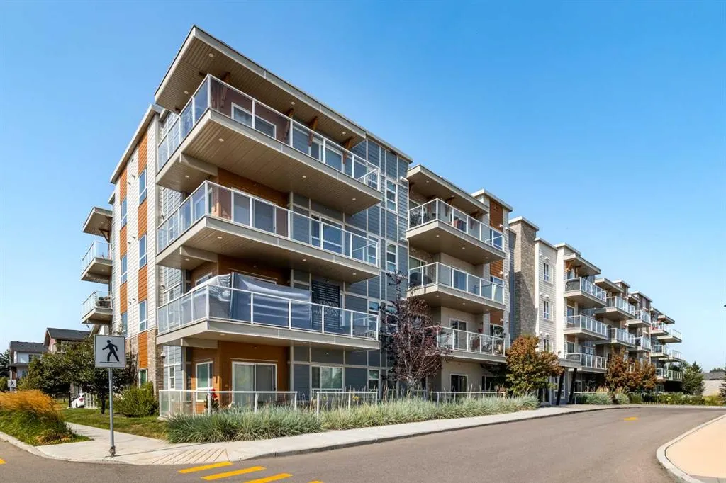 370 Harvest Hills Common NE, #113