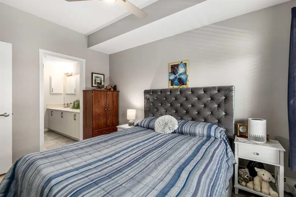 370 Harvest Hills Common NE, #113
