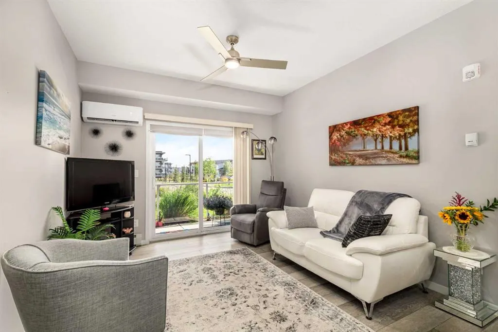 370 Harvest Hills Common NE, #113