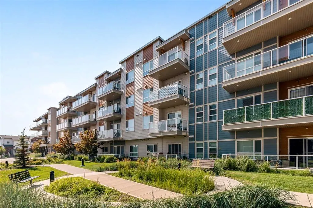 370 Harvest Hills Common NE, #113