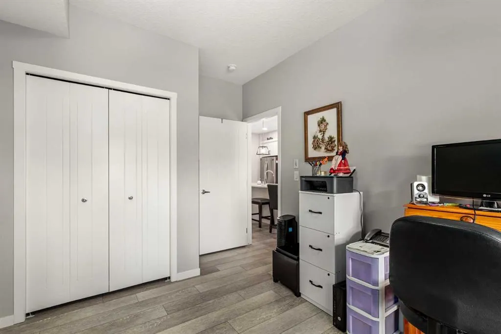370 Harvest Hills Common NE, #113