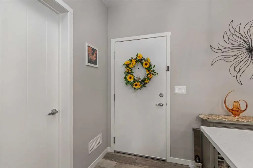 370 Harvest Hills Common NE, #113