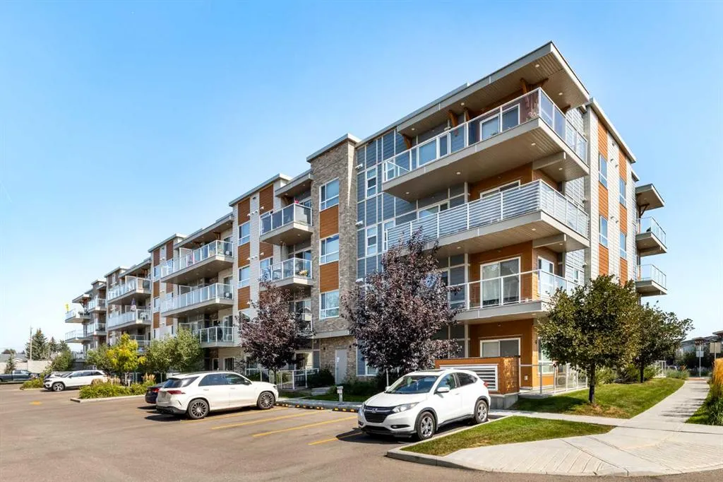 370 Harvest Hills Common NE, #113