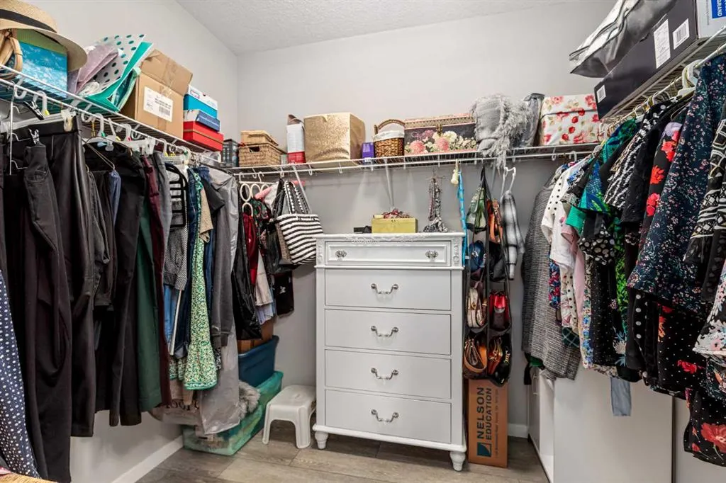 370 Harvest Hills Common NE, #113