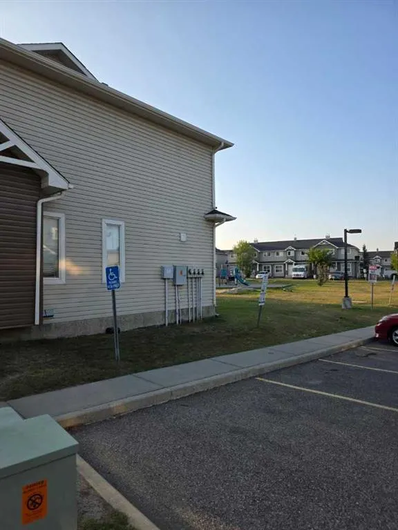 111 Tarawood Lane NE, #301