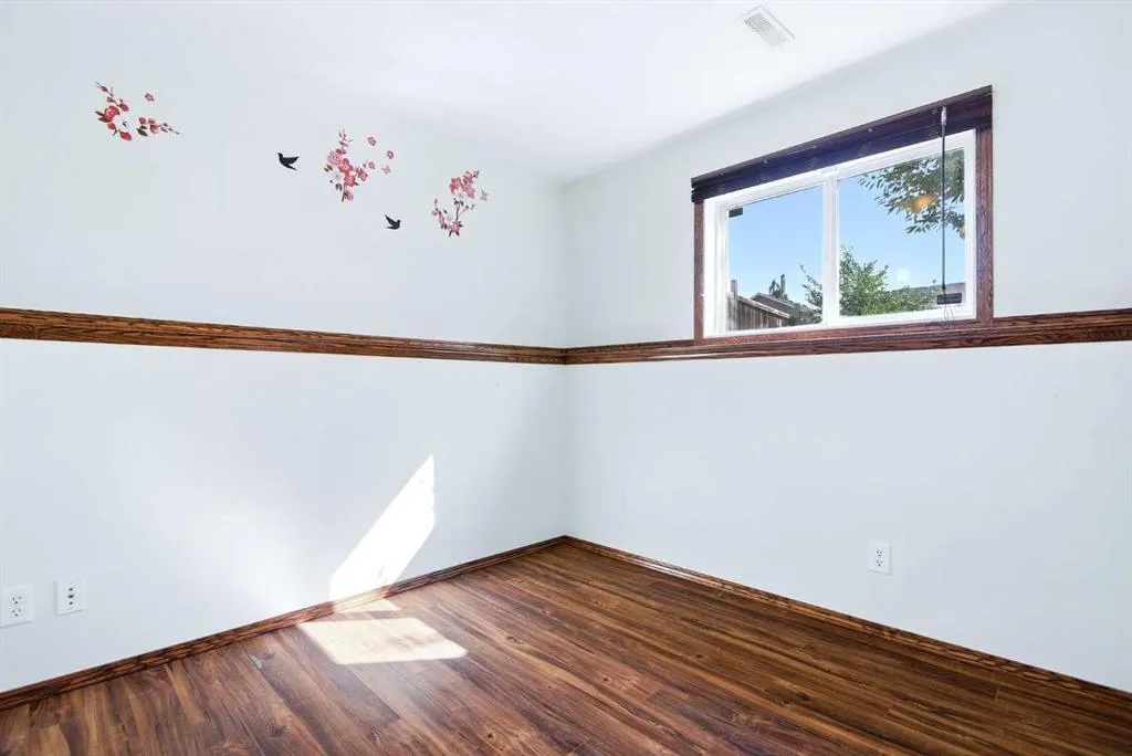140 Lanterman Close