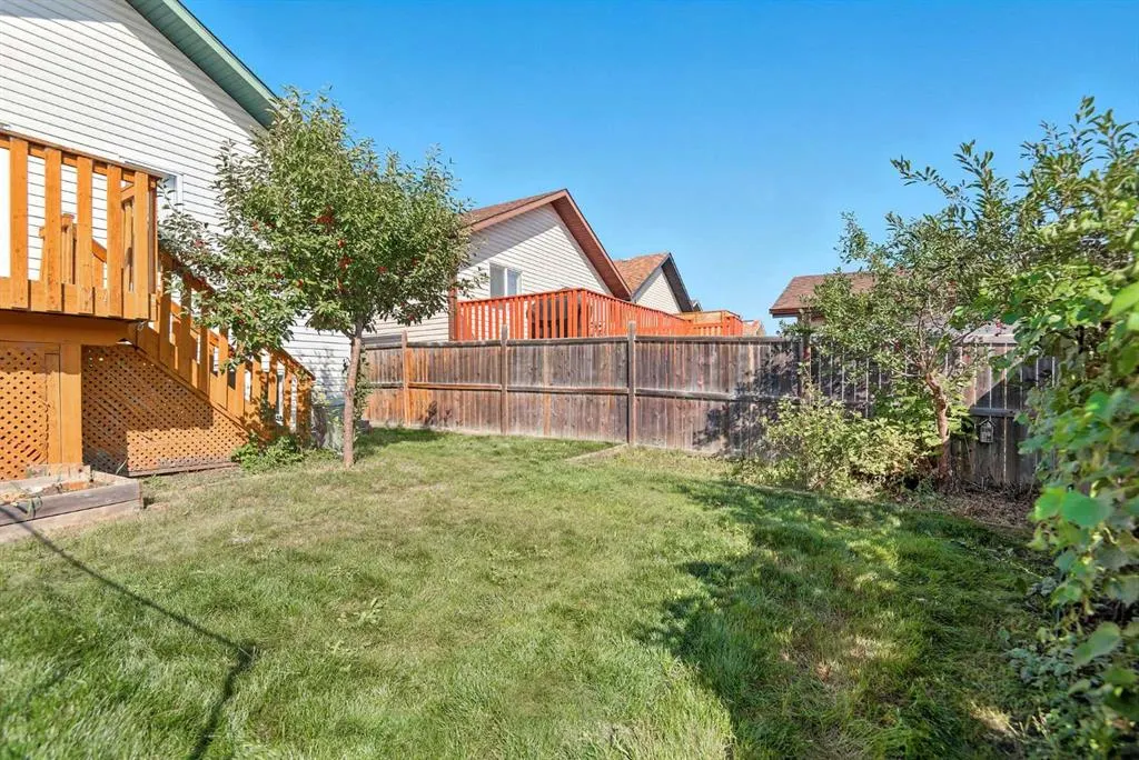 140 Lanterman Close
