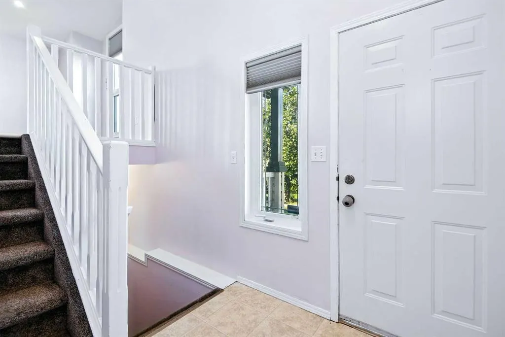 140 Lanterman Close