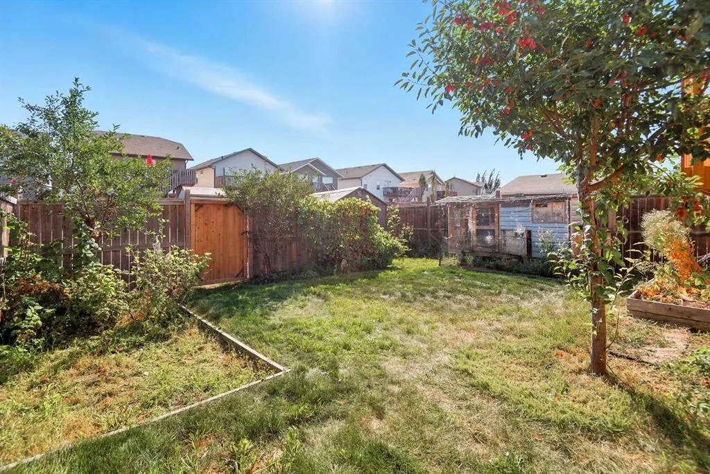 140 Lanterman Close
