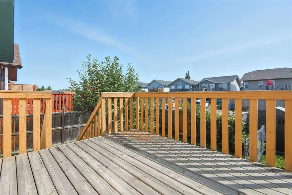 140 Lanterman Close