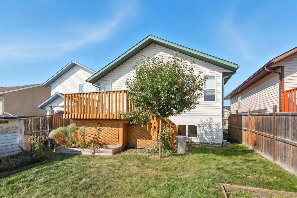 140 Lanterman Close