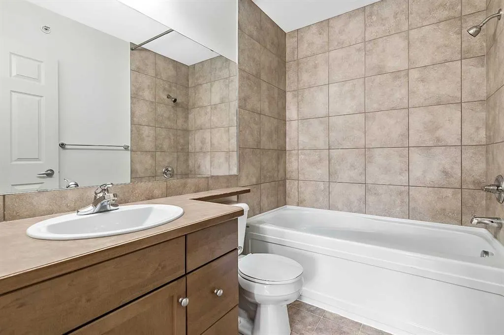 92 Crystal Shores Road, #3415
