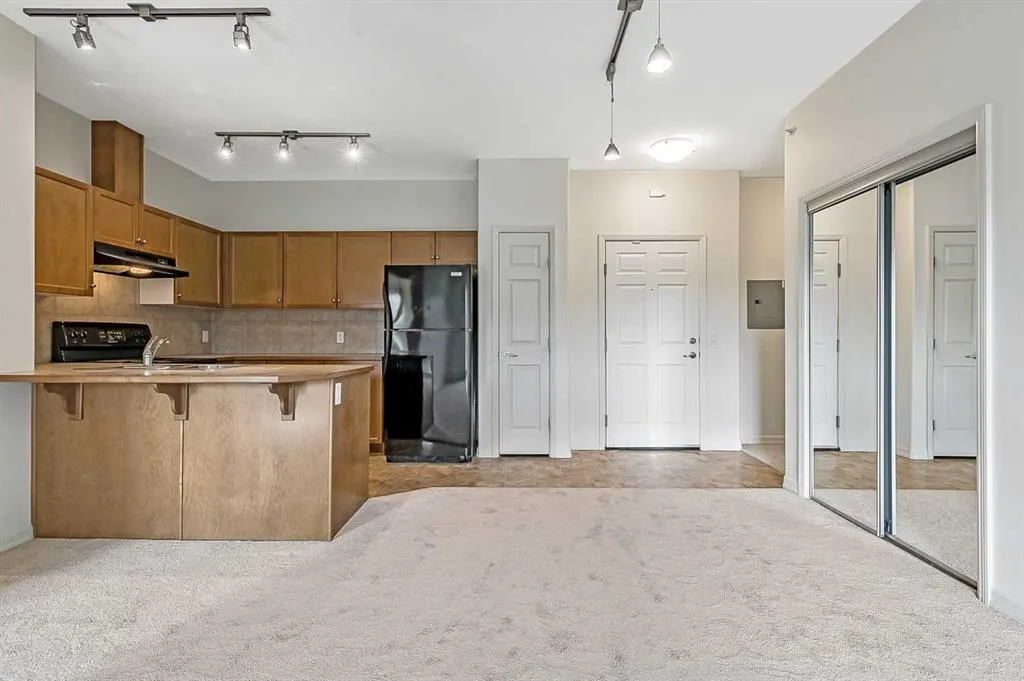 92 Crystal Shores Road, #3415
