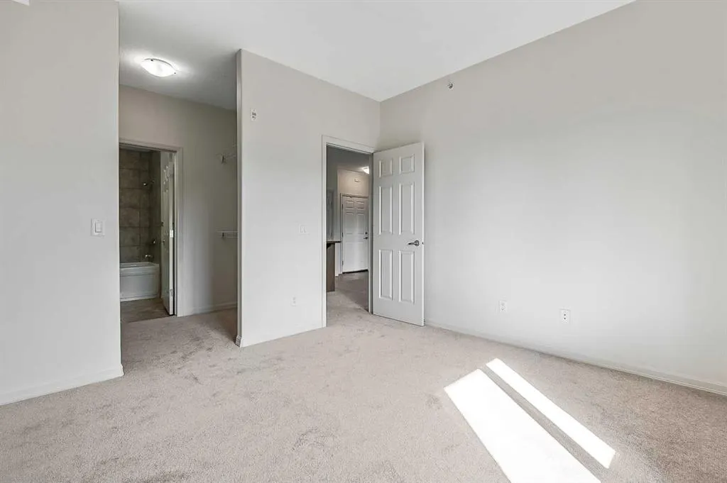 92 Crystal Shores Road, #3415
