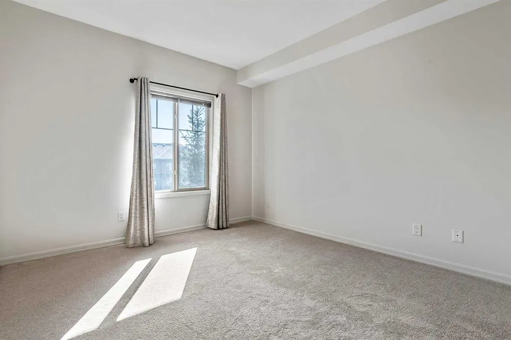 92 Crystal Shores Road, #3415