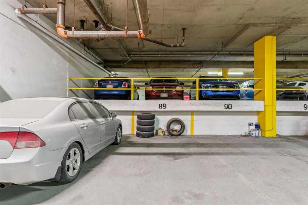 924 14 Avenue SW, #303